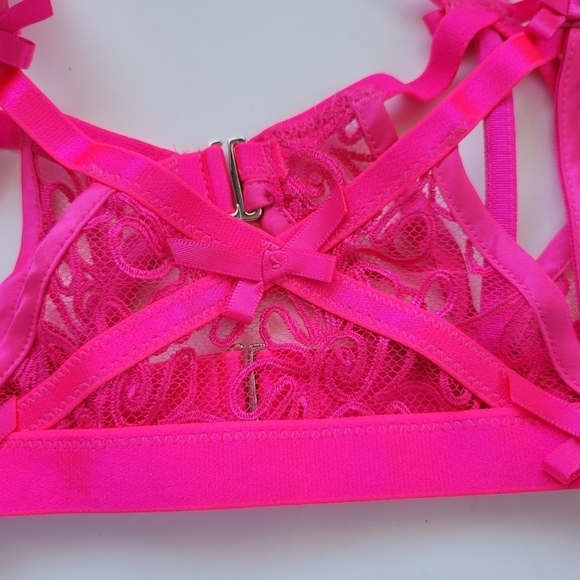 For Love and Lemons Hot Pink Satin Embroidered Garter Belt Size XS - Picture 4 of 7